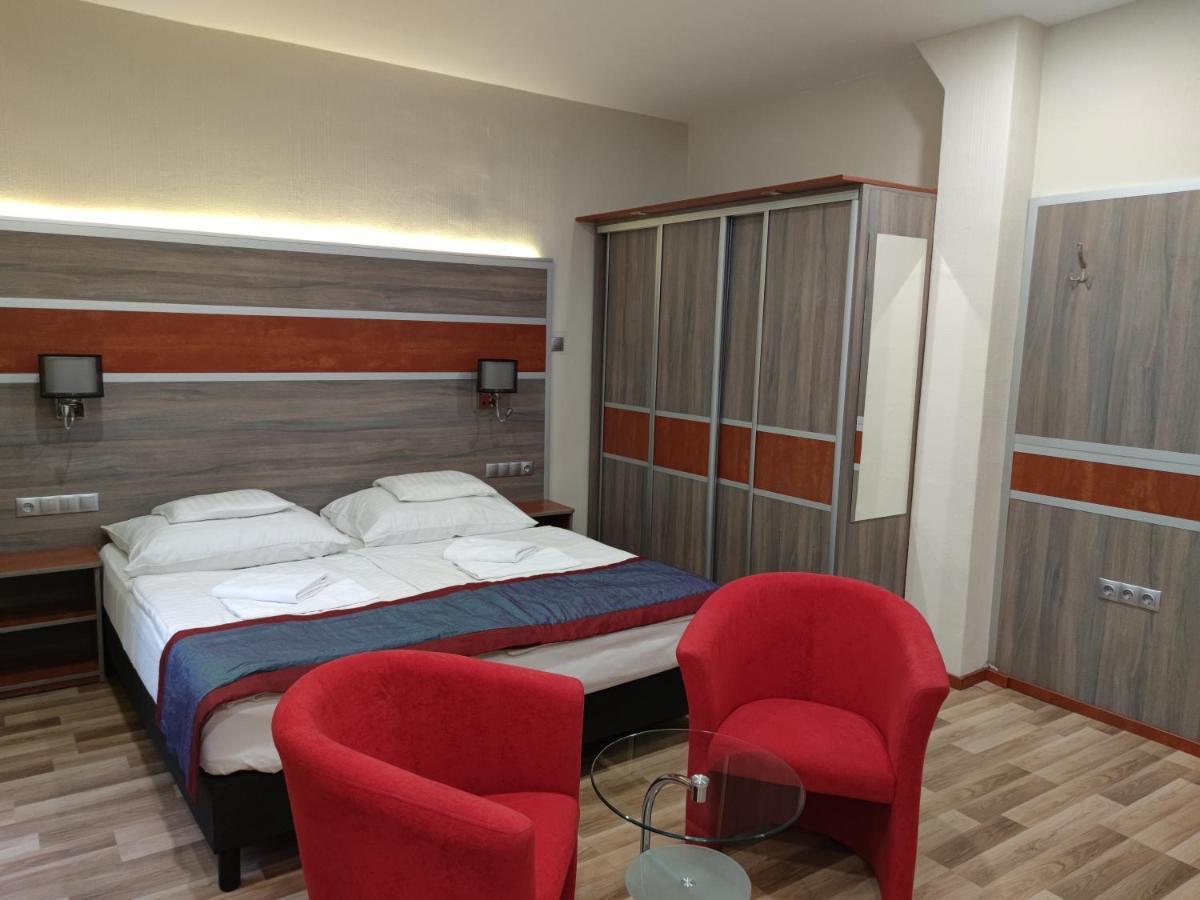 Fortuna Hotel มิชโคลซ์ ภายนอก รูปภาพ